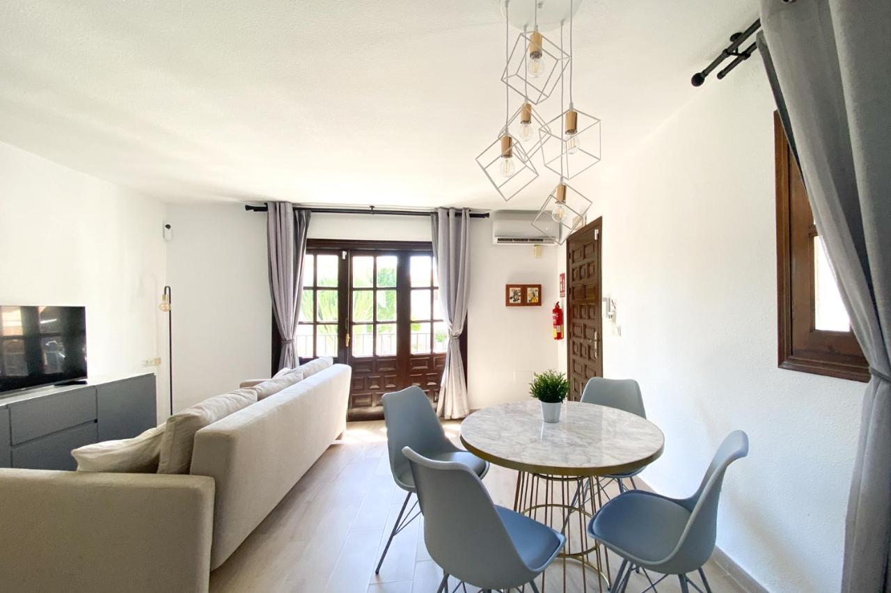Lovely 1- Bedroom Rental With Pool, Close To The Beach Vera Exteriér fotografie